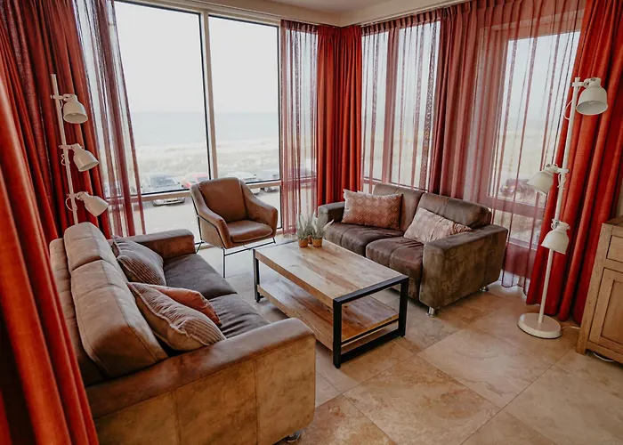 De Zeeparel By Interhome Egmond aan Zee